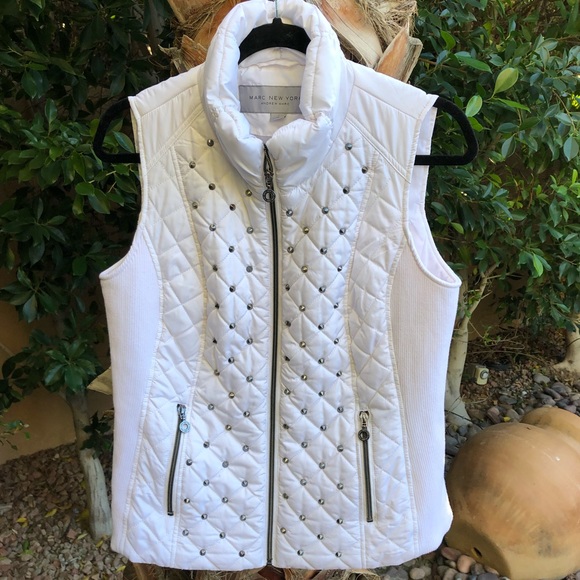 Andrew Marc Jackets & Blazers - ✨Andrew Marc White Puffer Studded Vest✨